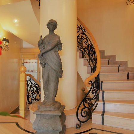 The Grand Dame Hotel Iloilo City Eksteriør billede
